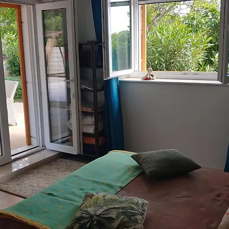 Solta Apartman Stomorska